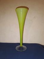 vase décoratif en verre, Maison & Meubles, Comme neuf, Vert, Moins de 50 cm, Enlèvement ou Envoi