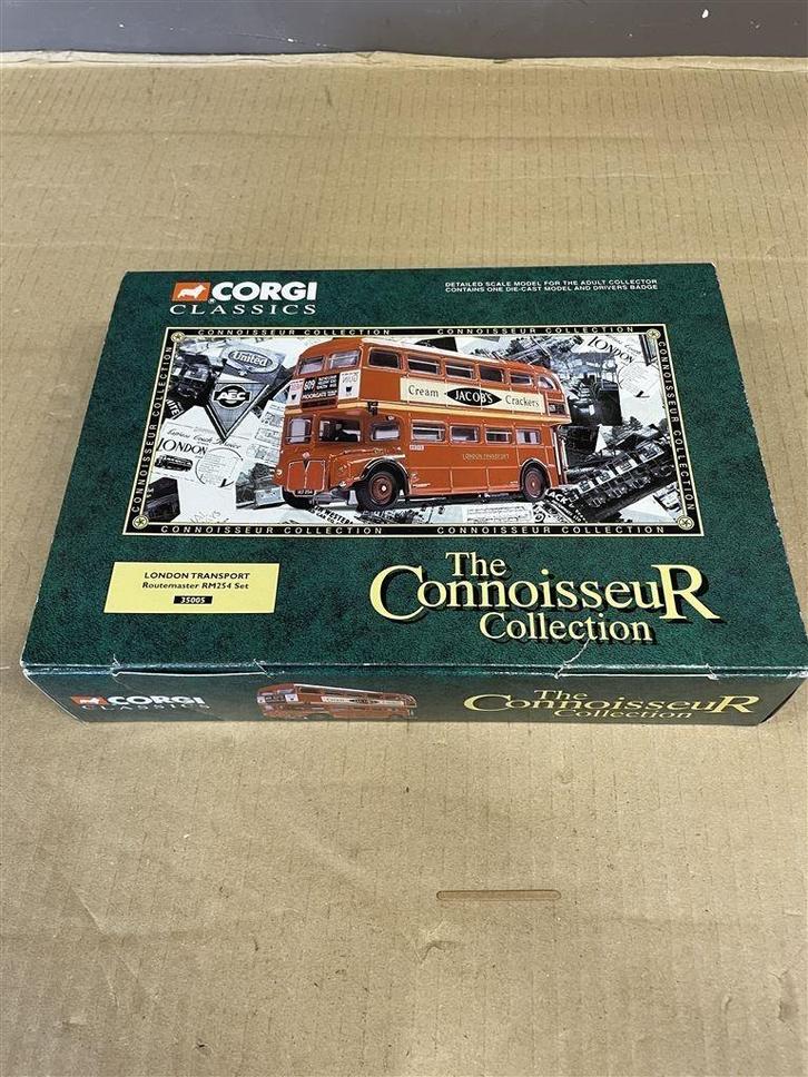 model bus Corgi Classics - The connoisseur collection RM254, Hobby en Vrije tijd, Modelauto's | 1:50, Zo goed als nieuw, Corgi