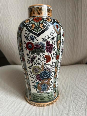 Vase antique Petrus Ragout  beschikbaar voor biedingen