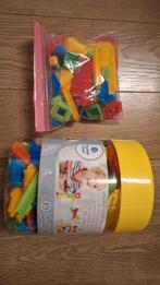 Lot de + 100 blocs de construction, forme de hérisson,nopper, Enlèvement, Comme neuf, Autres marques