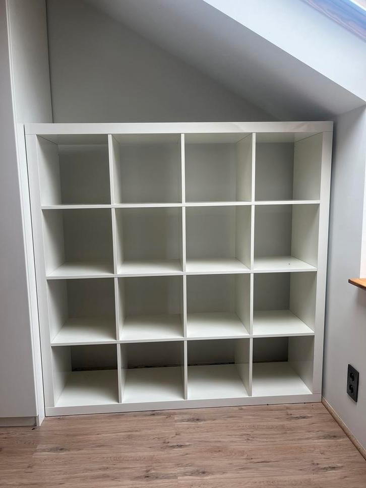 IKEA Kallax witte vakkenkast (16vakken), Huis en Inrichting, Kasten | Boekenkasten, Zo goed als nieuw, Ophalen
