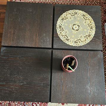 Salon tafel beschikbaar voor biedingen