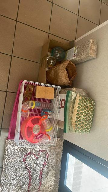 Cage et fournitures pour hamsters/cobayes, Enlèvement, Comme neuf, Cage, Hamster