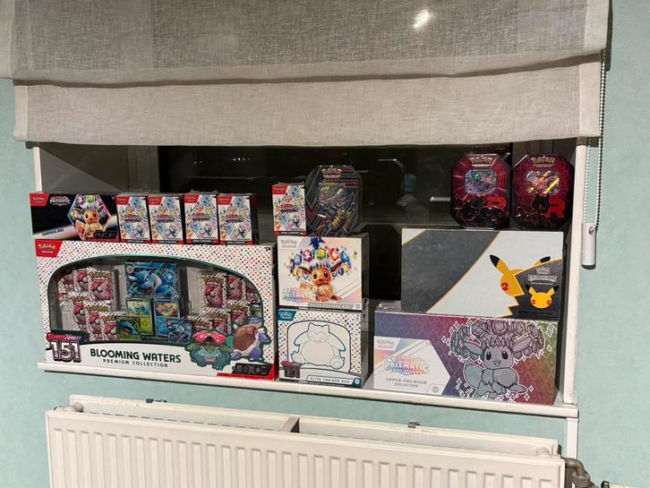 Verzameling pokemon sealed, Hobby en Vrije tijd, Verzamelkaartspellen | Pokémon, Nieuw, Booster, Ophalen