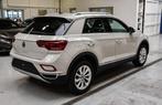 Volkswagen T-Roc 1.5 TSI Style Business DSG NIEUW - NAVI / C, 4 cilinders, Bedrijf, 5 zetels, 150 pk