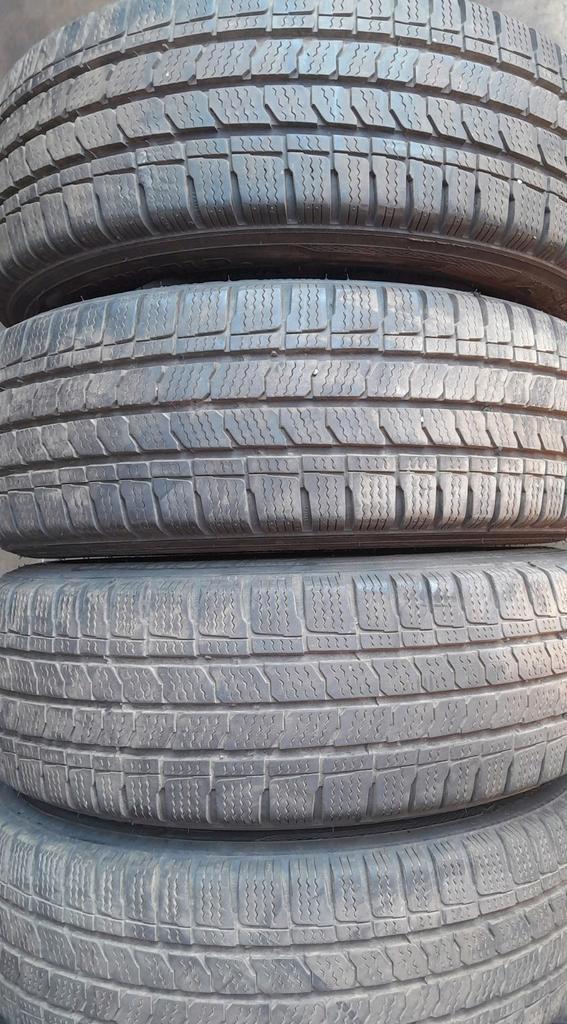 205/65/16C 2056516C 205/65r16, Autos : Pièces & Accessoires, Pièces camion, Enlèvement