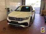 Volkswagen Tiguan 1.4 TSI eHybrid R-Line 2X 245PK | Panodak, Auto's, Automaat, Bedrijf, 38 g/km, Grijs