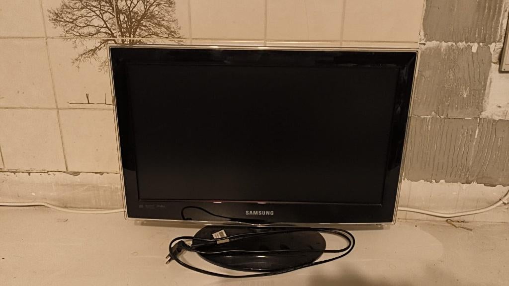 TV Samsung 22", TV, Hi-fi & Vidéo, Télévisions, Utilisé, LED, 40 à 60 cm, Samsung, 50 Hz, Enlèvement
