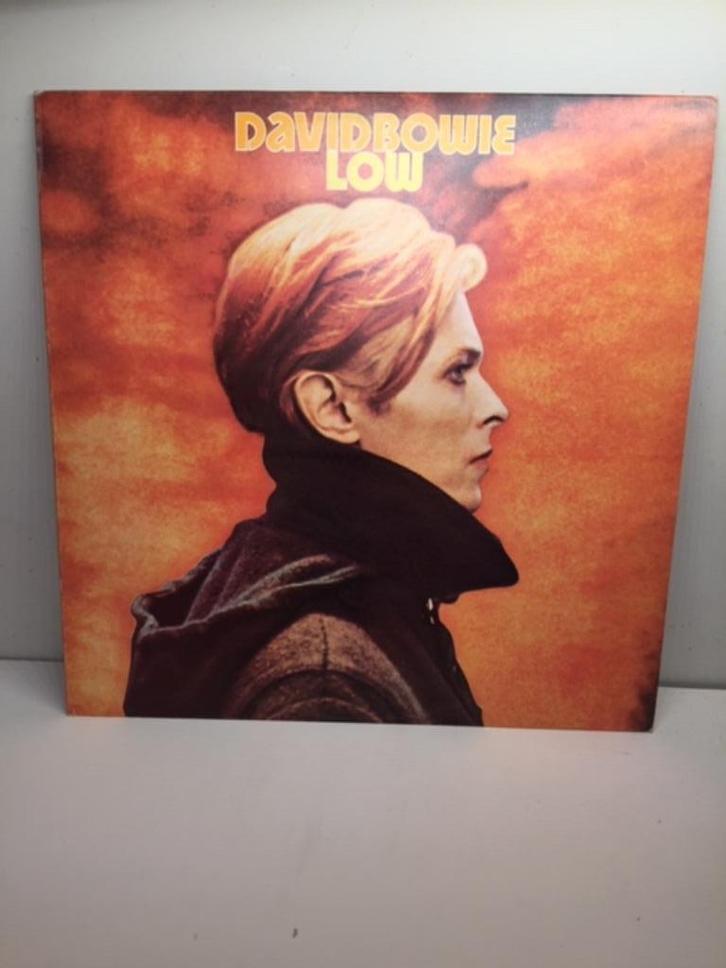 LP - David Bowie - Low ( First Edition Vinyl ), Cd's en Dvd's, Vinyl | Rock, Zo goed als nieuw, Poprock, 12 inch, Ophalen of Verzenden