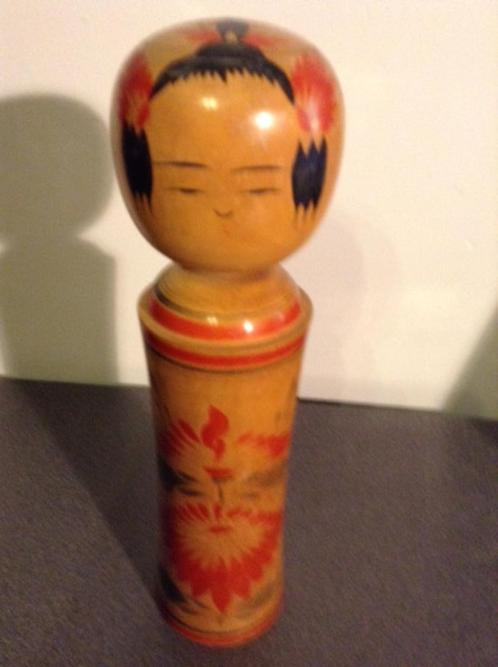 Kokeshi - Traditionele Japanse houten pop / 27, Antiquités & Art, Antiquités | Jouets, Enlèvement ou Envoi