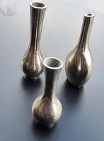3 decoratieve zilverkleurige metalen vaasjes, Ophalen, Zo goed als nieuw