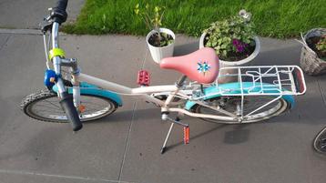 Kinderfiets 6-8 jaar b-twin beschikbaar voor biedingen