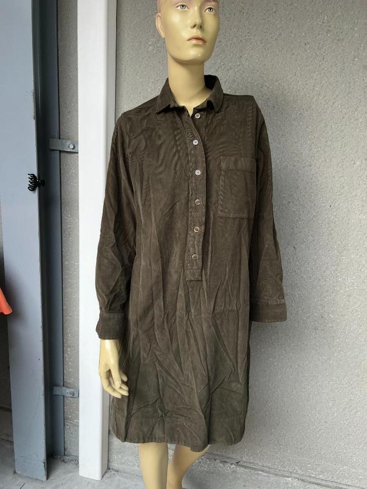 rosso 35 44 ( eerder 42), Kleding | Dames, Jurken, Zo goed als nieuw, Maat 42/44 (L), Overige kleuren, Boven de knie, Ophalen of Verzenden
