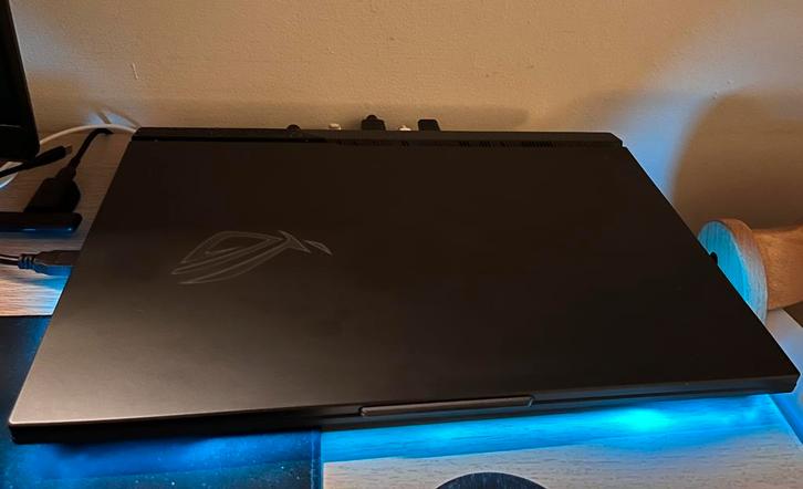 Asus ROG Strix G713PV, Informatique & Logiciels, Ordinateurs portables Windows, Comme neuf, 17 pouces ou plus, SSD, 4 Ghz ou plus