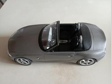 Grijze speelgoedauto BMW 37 cm lang !! beschikbaar voor biedingen