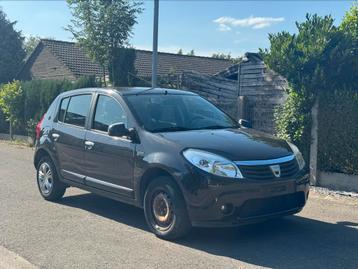 Dacia sandero beschikbaar voor biedingen
