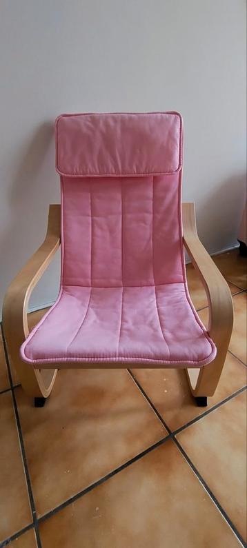 Kinderfauteuil (IKEA POÄNG) beschikbaar voor biedingen