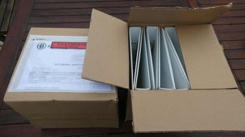 20 nieuwe witte A5-mappen beschikbaar voor biedingen