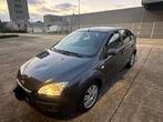 FORD FOCUS 1.6TDCİ 90CV AİRCO 110.000KM, Autos, Focus, Argent ou Gris, Entreprise, 5 portes