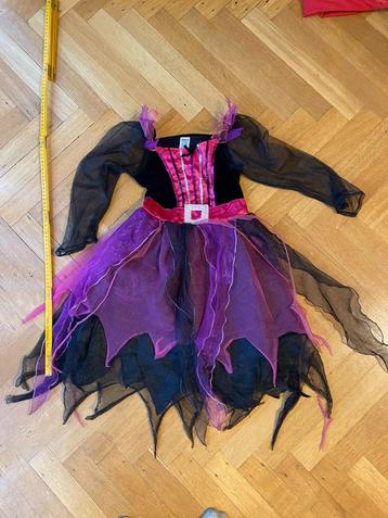 Déguisement sorcière / fée / princesse Halloween T. 8-9-10 beschikbaar voor biedingen