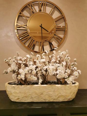 Elegant Bloesemarrangement in Luxe Parelmoer Vaas  beschikbaar voor biedingen