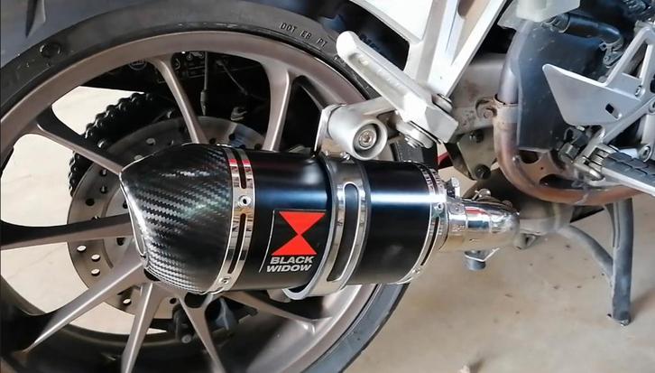Black widow uitlaat voor Honda vfr 800 2014 - 2020, Motoren, Onderdelen | Honda, Ophalen of Verzenden