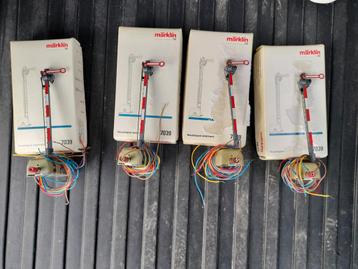 Märklin 7039 sein met 1 arm, 4 stuks beschikbaar voor biedingen