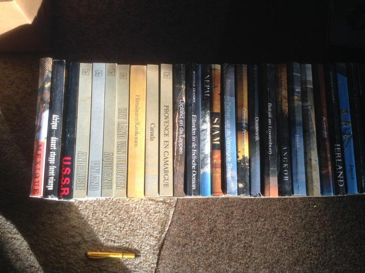 30 livres ARTIS avec estampes, connaissance du pays, partie, Livres, Guides touristiques, Comme neuf, Guide ou Livre de voyage