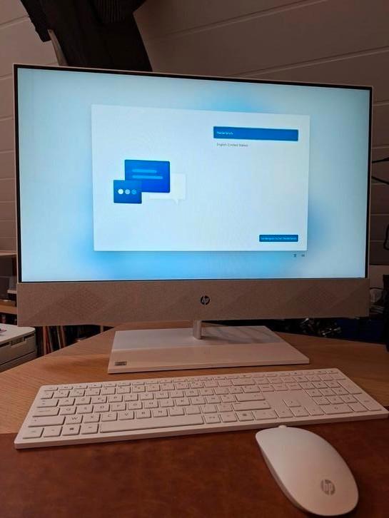 HP all in one 27" scherm, Computers en Software, Desktop Pc's, Zo goed als nieuw, HDD, SSD, 8 GB, Ophalen