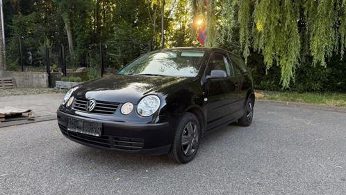 VW POLO 85.000 KM - AIRCO- KLAAR VOOR REGISTRATIE, Auto's, Volkswagen, Particulier, Polo, Airbags, Airconditioning, Bluetooth