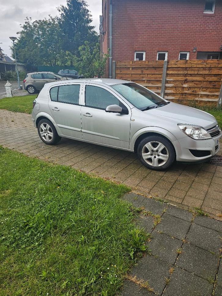 Opel Astra h, Auto's, Opel, Particulier, Astra, ABS, Achteruitrijcamera, Airconditioning, Android Auto, Elektrische koffer, Elektrische buitenspiegels