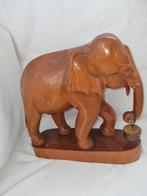 Exotisch houten olifant, Antiek en Kunst, Ophalen of Verzenden