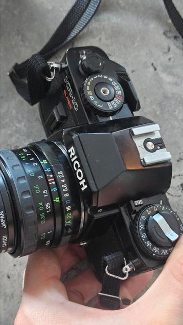 Appareil photo argentique Ricoh KR-10 Super + objectifs beschikbaar voor biedingen