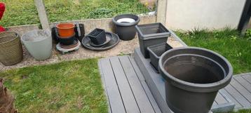 Bloempotten allerlei  beschikbaar voor biedingen