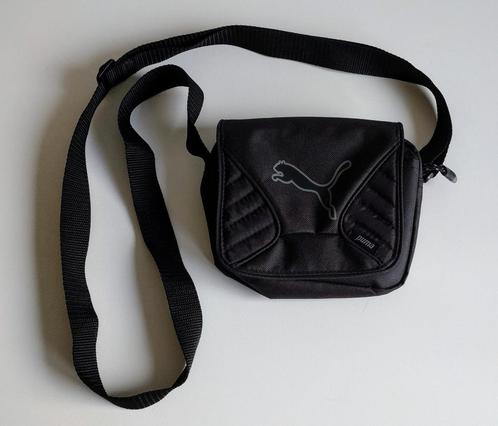 Tasje Puma - zo goed als nieuw, Handtassen en Accessoires, Tassen | Schoudertassen, Zo goed als nieuw, Overige merken, Zwart, Ophalen