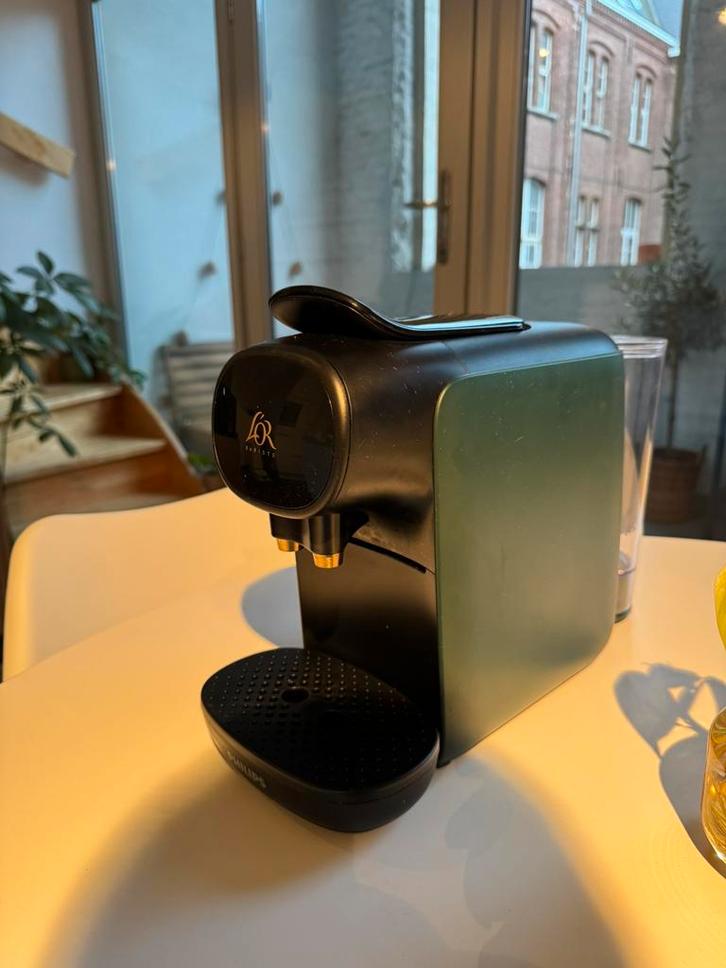 Philips L'OR Barista (cups) Koffiezetapparaat LM9012/90, Elektronische apparatuur, Koffiezetapparaten, Zo goed als nieuw, Koffiemachine