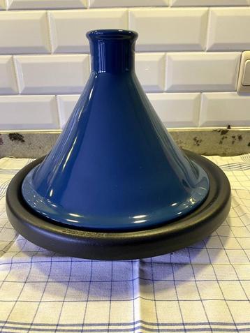 tagine le creuset beschikbaar voor biedingen