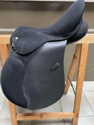 Harry's Horse vzh zadel 16.inch W beschikbaar voor biedingen