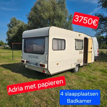 Caravan adria papieren 4 slaapplaatsen Badkamer tent camping beschikbaar voor biedingen