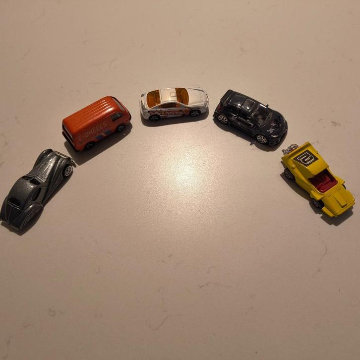 Vijf Modelauto's (Die-Cast) van Klassiek tot Modern!, Hobby en Vrije tijd, Modelauto's | 1:5 tot 1:12, Gebruikt, Auto, 1:9 t/m 1:12