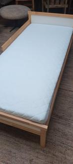Bed met matras, Ophalen, Zo goed als nieuw