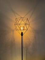 Ikea lamp, Ophalen