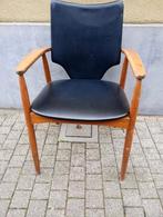 Vintage stoel, Huis en Inrichting, Stoelen, Ophalen, Zo goed als nieuw