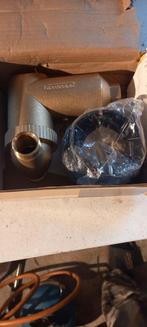 Arrêt activité, vente articles chauffage ,sanit et outillage, Doe-het-zelf en Bouw, Ophalen, Nieuw, Overige typen