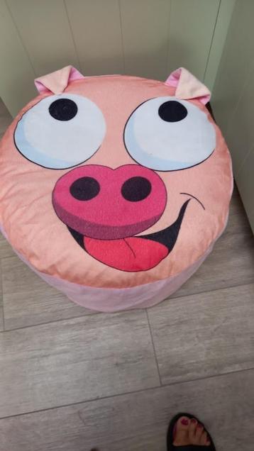 opblaasbare poef beschikbaar voor biedingen