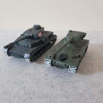 Solido tanks, AMX13T nr 250 en PZ IV nr 237