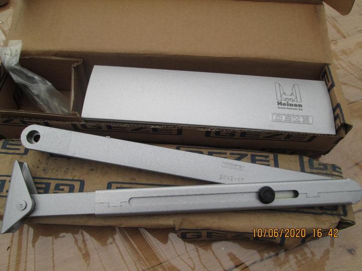 Ferme-porte automatique, Doe-het-zelf en Bouw, Hang- en Sluitwerk, Nieuw, Scharnier, Overige materialen, Ophalen of Verzenden