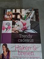 Haken en breien - trendy cadeaus - Dovcova, Hobby en Vrije tijd, Ophalen of Verzenden, Breien