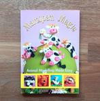 BOEK Marzipan Magic (Maisie Parrish), Enlèvement ou Envoi, Comme neuf, Gâteaux, Tartes ou cupcakes, Livre ou Revue