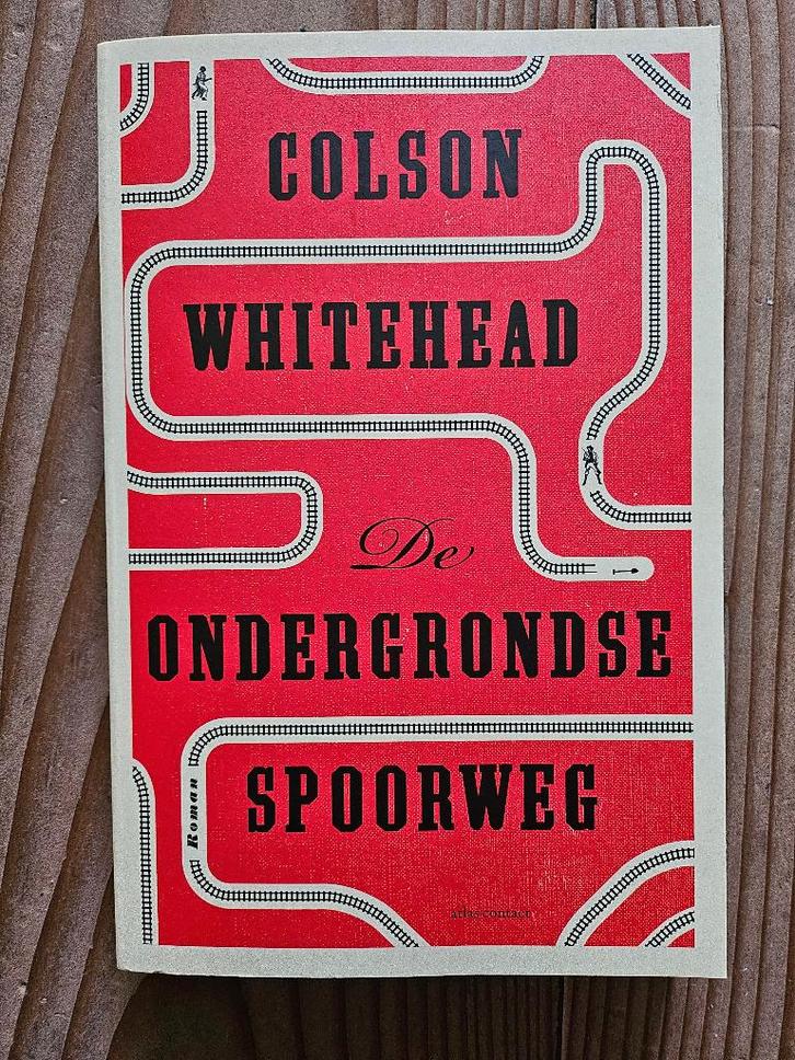 Boek "Ondergrondse spoorweg" - Colson Whitehead, Boeken, Romans, Zo goed als nieuw, Amerika, Ophalen of Verzenden